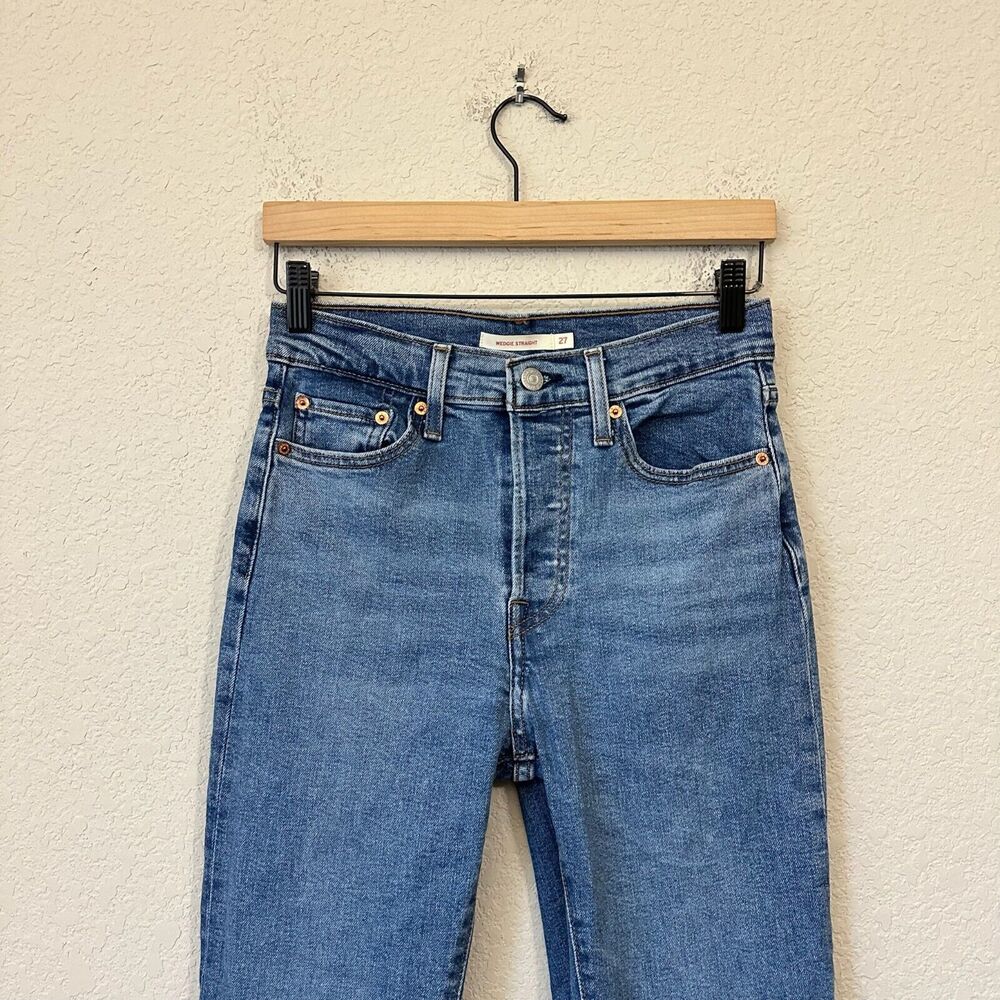 LEVI'S Wedgie Straight Jeans Blue Cropped Cut-Off High Rise Button Fly - Picture 3 of 14